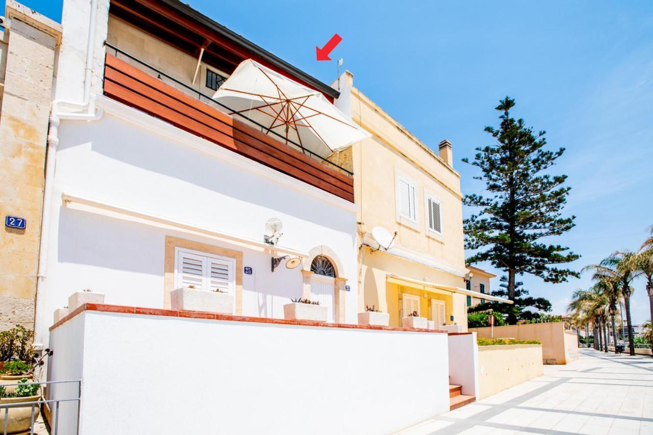 Delposto Marina Di Ragusa Exteriör bild