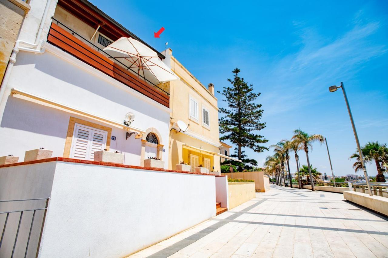 Delposto Marina Di Ragusa Exteriör bild